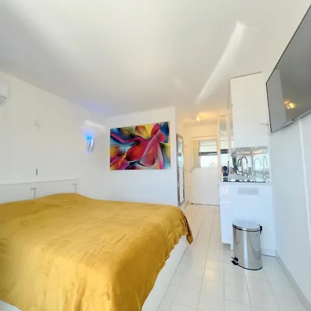 301, Port Venus Au Village Naturiste