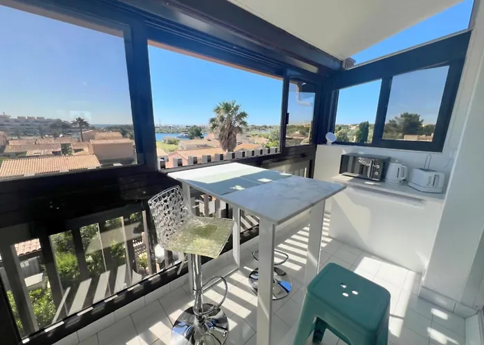 301, Port Venus Au Village Naturiste Apartamento *